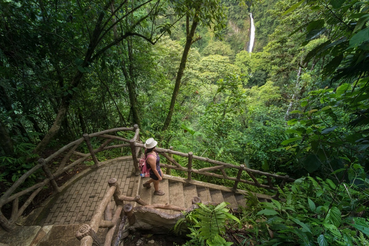 Arenal Volcano — La Fortuna -Private transfer San Jose Airport to La Fortuna Arenal — 3